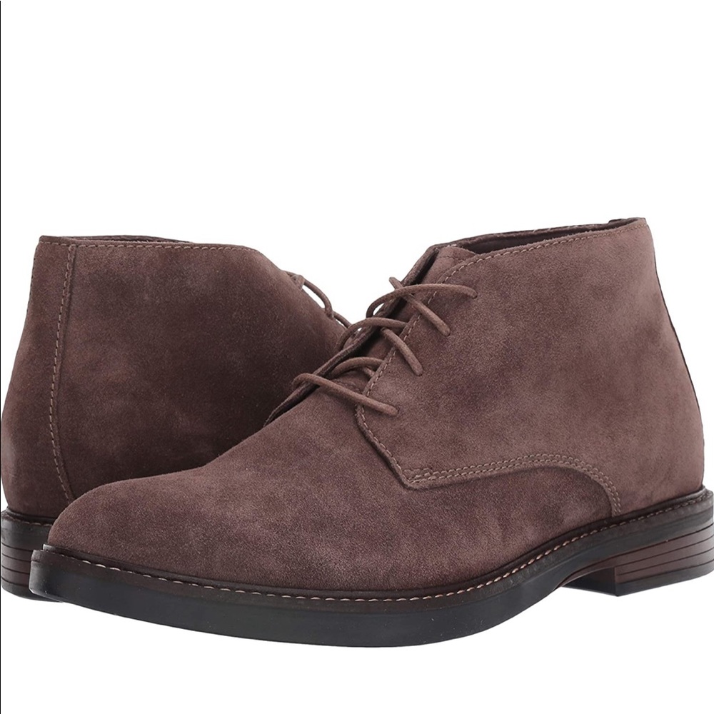 NWT Men’s Clark’s Paulson Chukka Boots